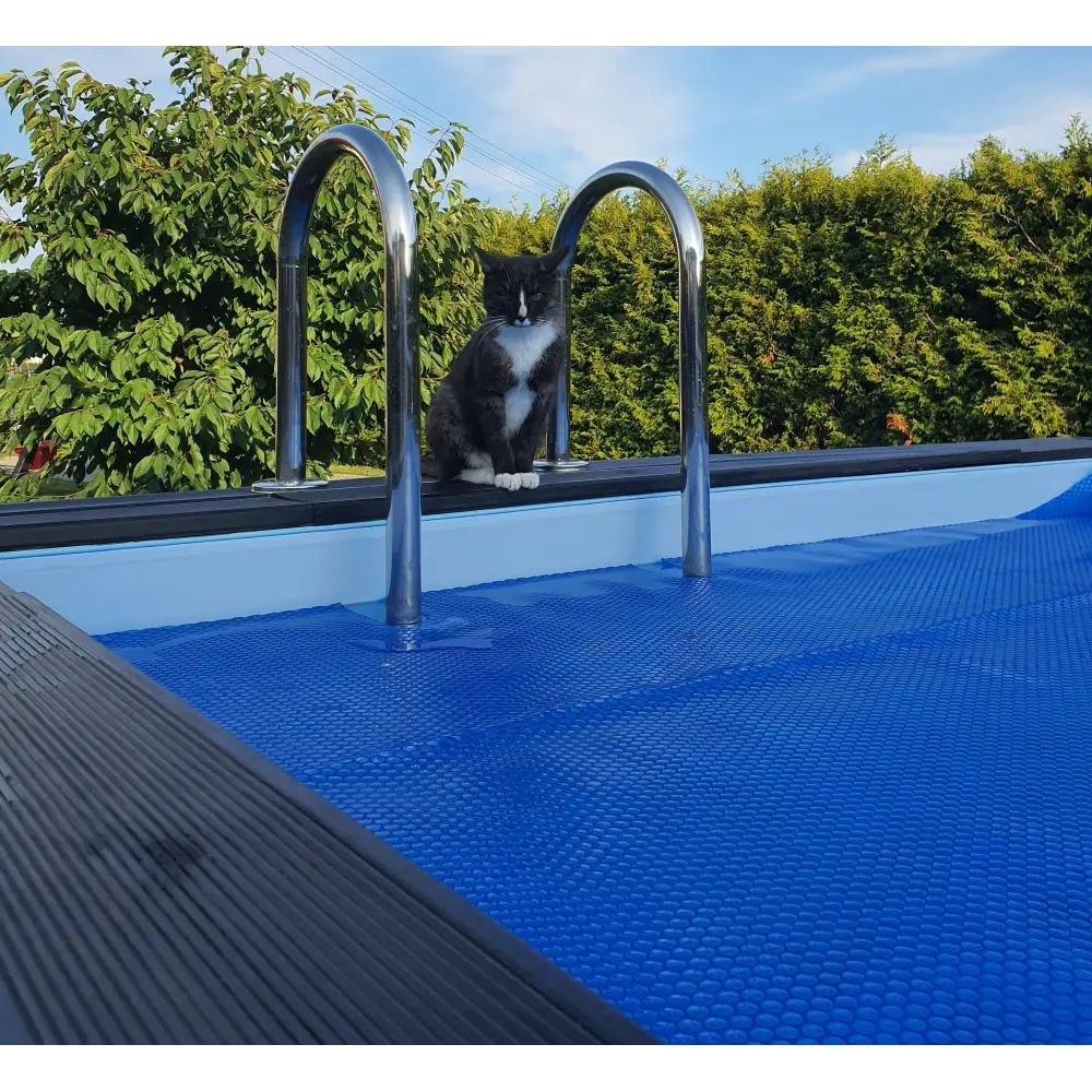 Bâche à bulles d'été 3.77 x 2.48 m pour piscine BAS7302. BAS7303